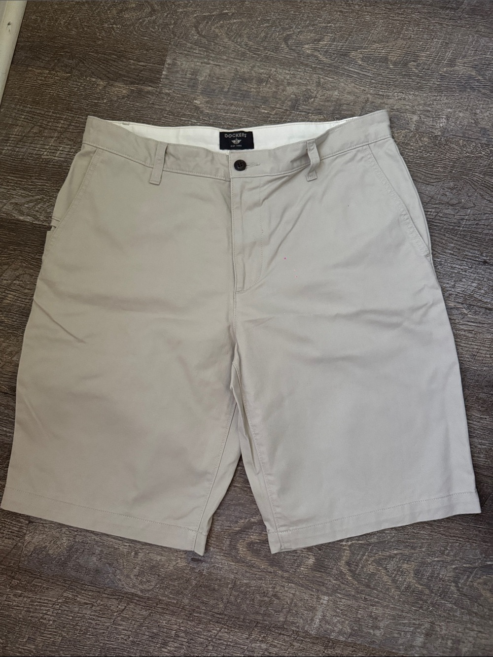 Dockers Men's Flat-Front Shorts in Light Tan